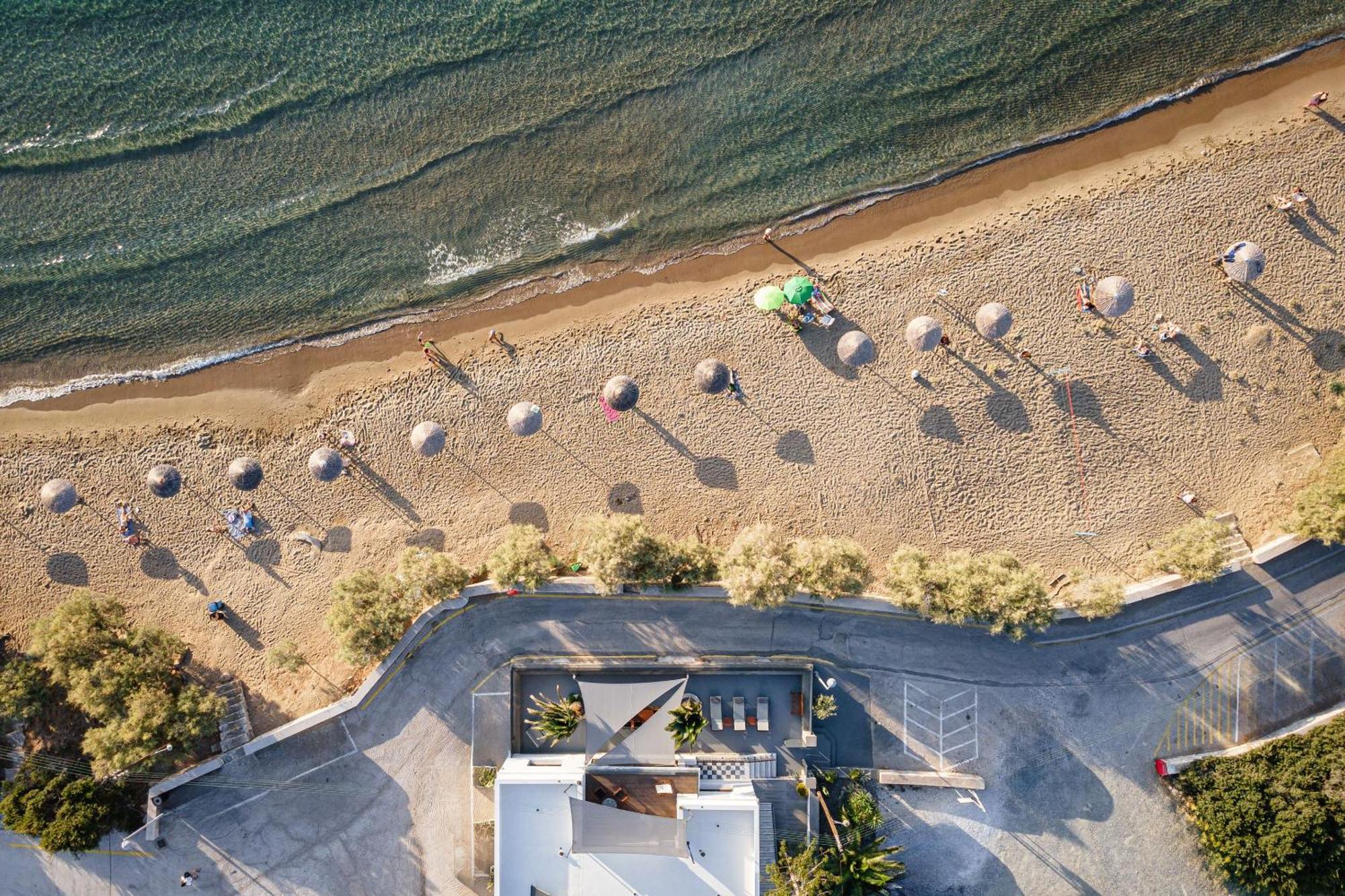 Aniv Villa By The Sea Kini Екстериор снимка