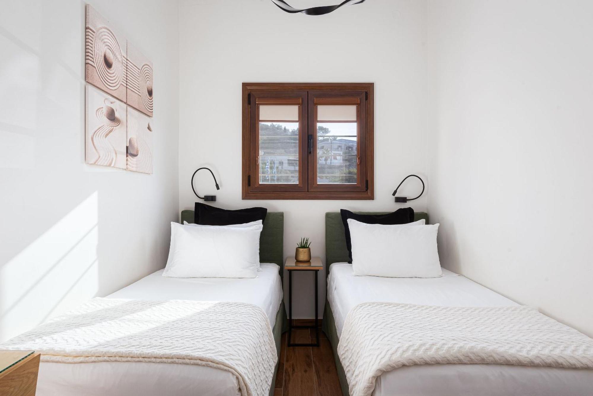 Aniv Villa By The Sea Kini Екстериор снимка